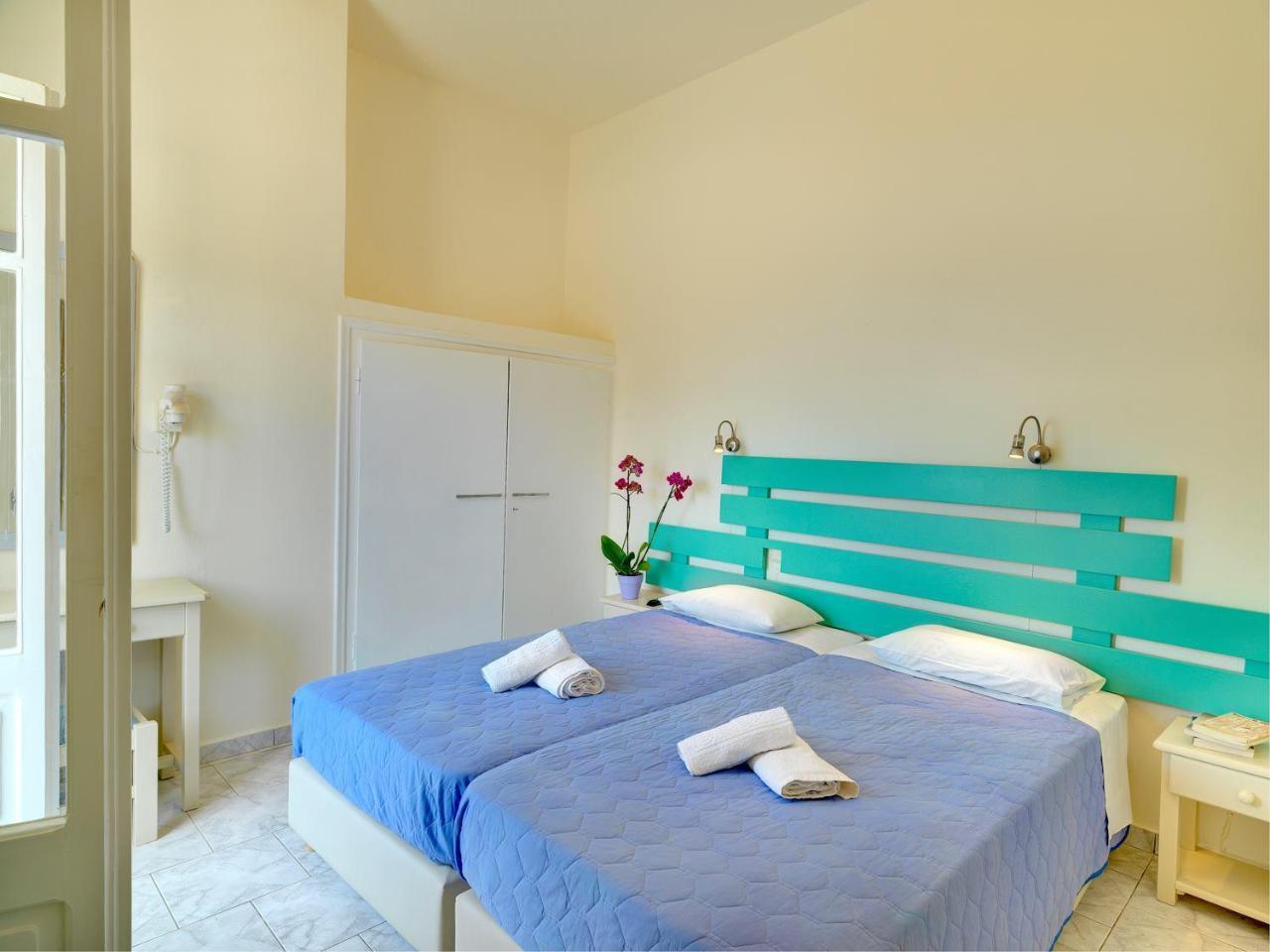 Hotel Kamelo Vari  Bagian luar foto