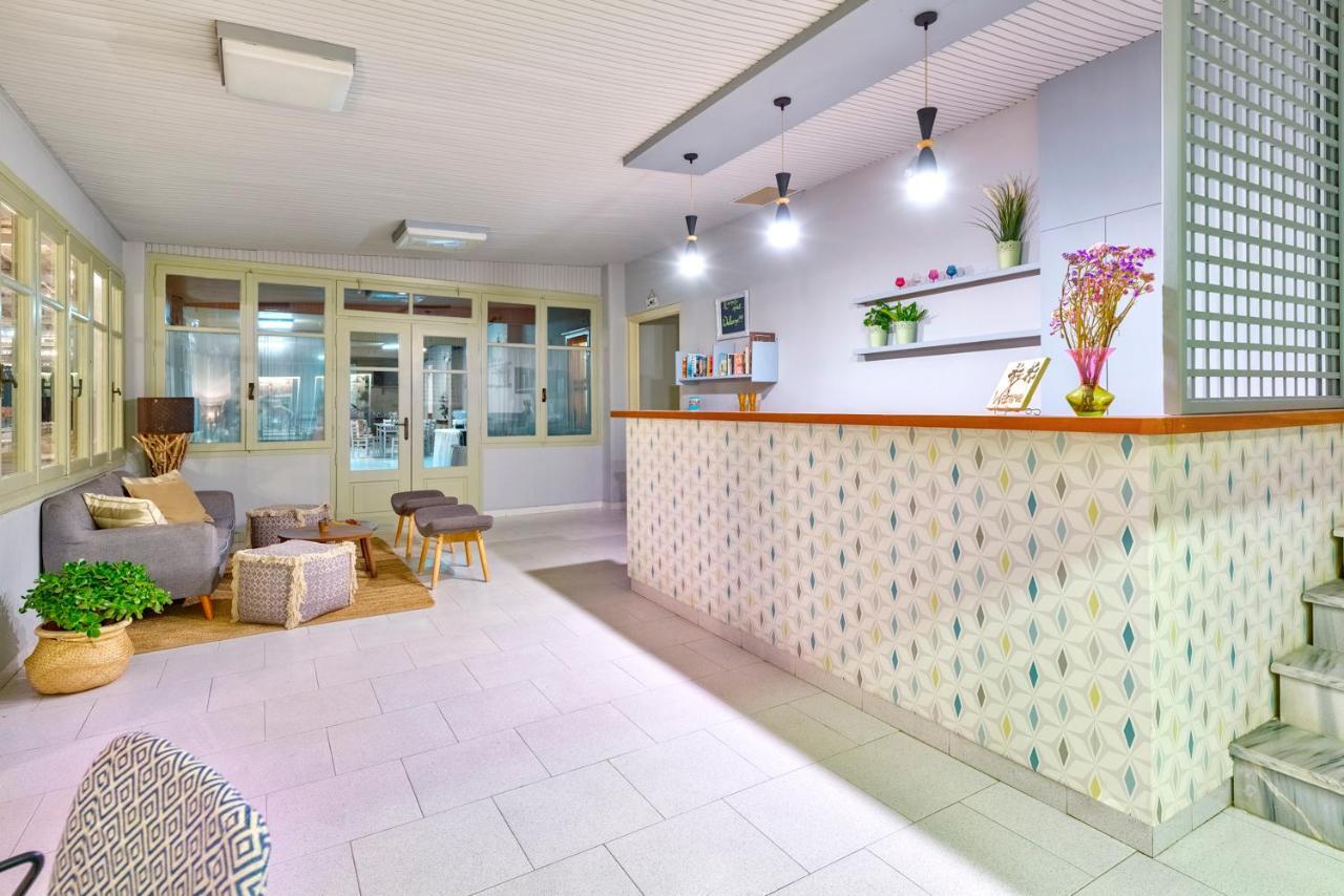 Hotel Kamelo Vari  Bagian luar foto